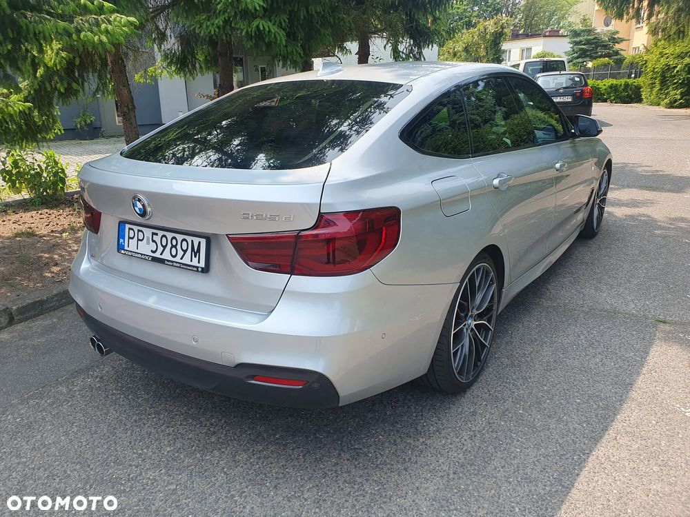 BMW 3GT 325d M Sport - 14