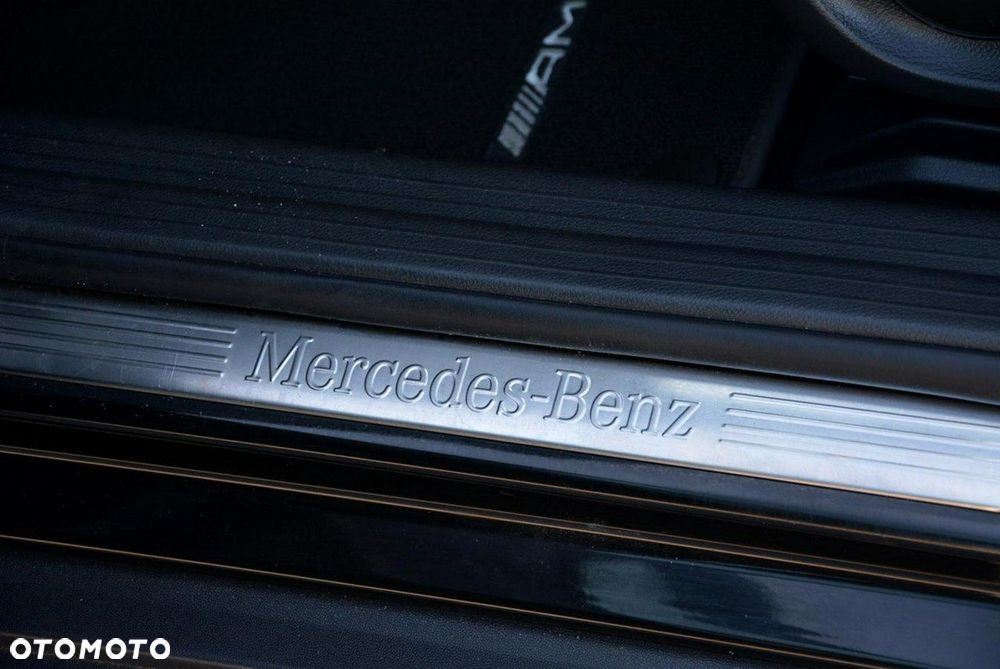 Mercedes-Benz GLA 200 AMG Line - 15