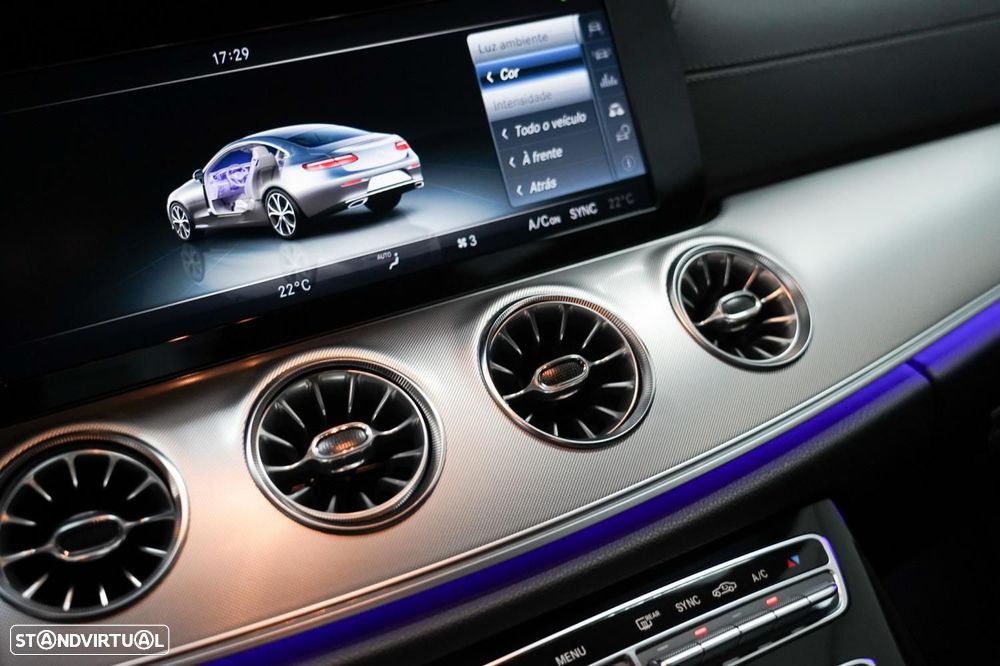 Mercedes-Benz E 220 d AMG Line - 15