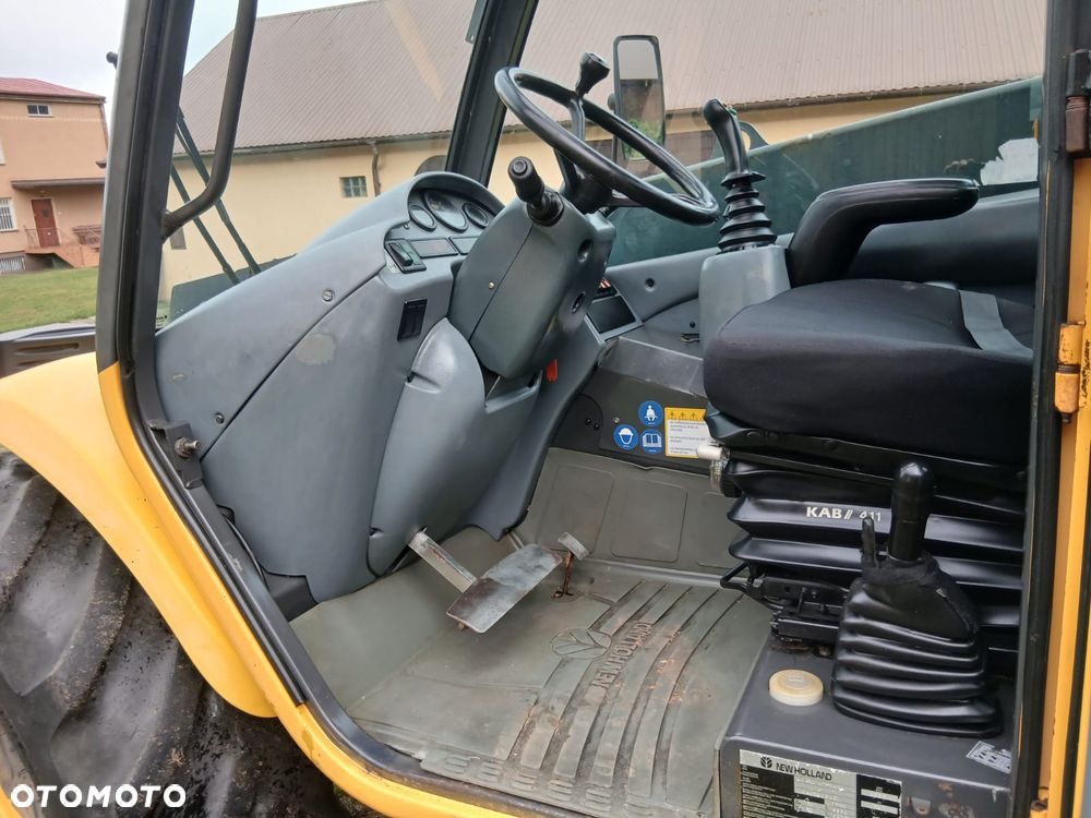 New Holland LM410 - 4