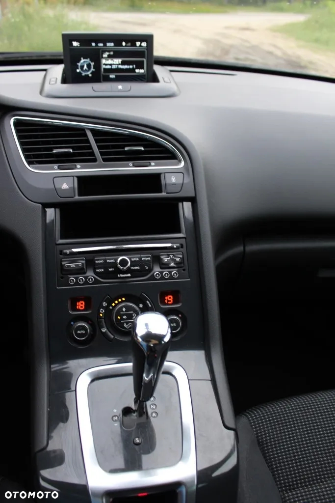 Peugeot 5008 e-HDI FAP 115 EGS6 Stop&Start Business-Line - 13