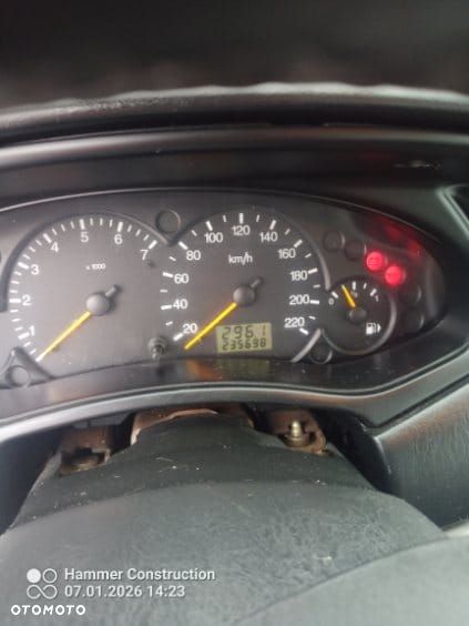 Ford Focus 1.8 Trend - 5