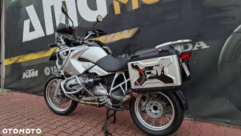 BMW R - 9