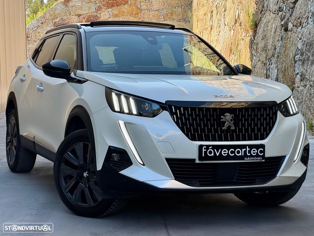 Peugeot 2008 PureTech 155 EAT8 GT - 12