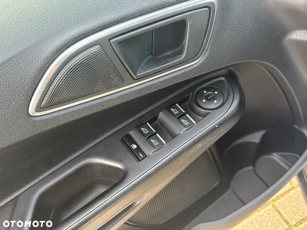 Ford B-MAX 1.6 Colour-Line MPS6 - 20