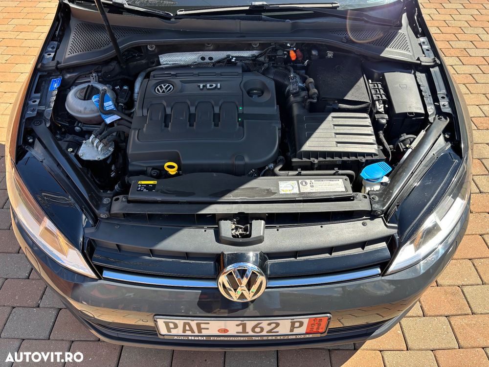 Volkswagen Golf 1.6 TDI BlueMotion Comfortline - 12