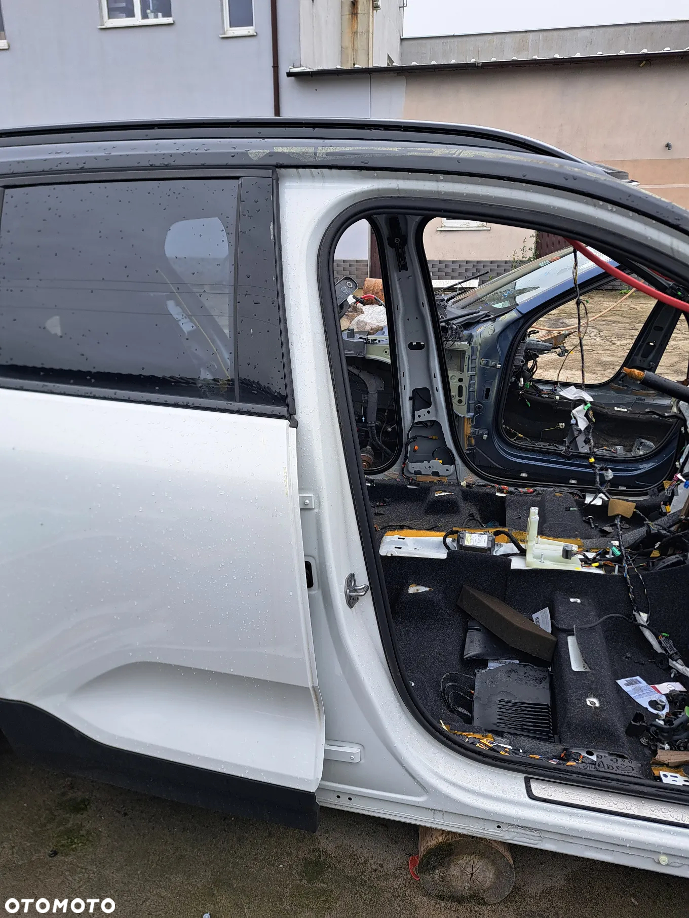 VOLVO XC40 II SLUPEK B ĆWIARTKA LEWA PRAWA - 2