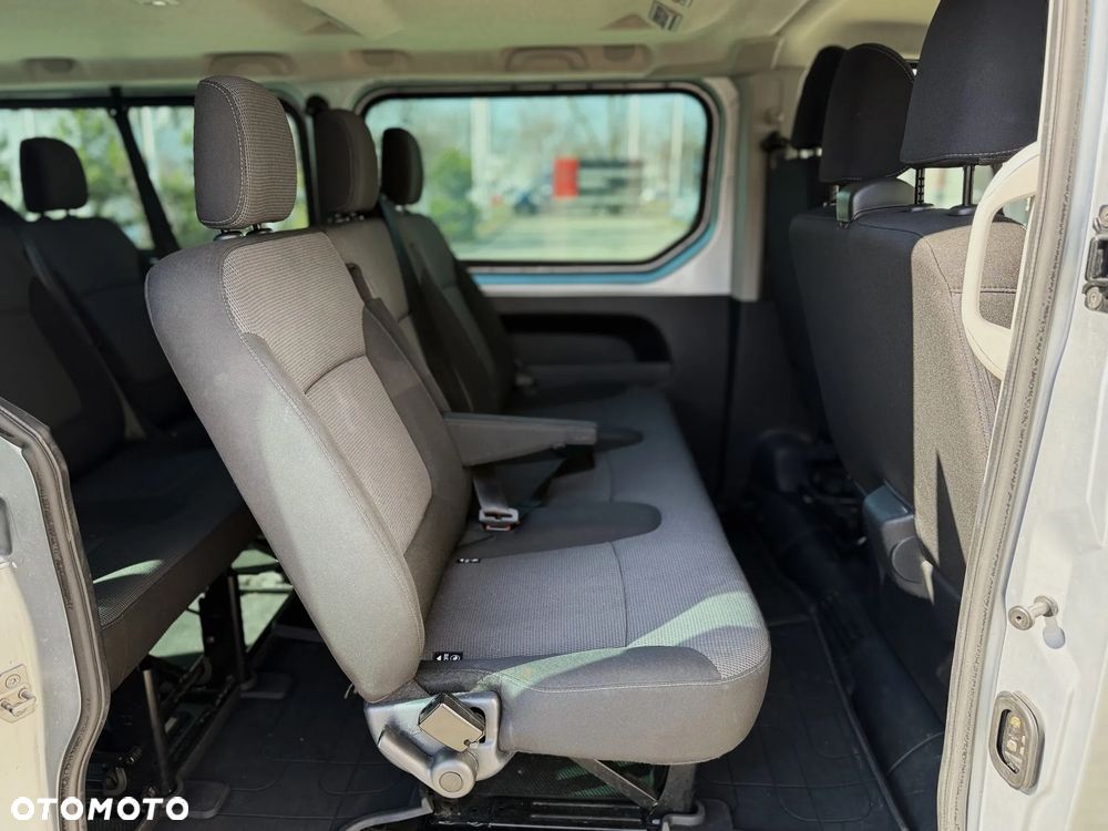 Renault Trafic 2.0 dCi - 20
