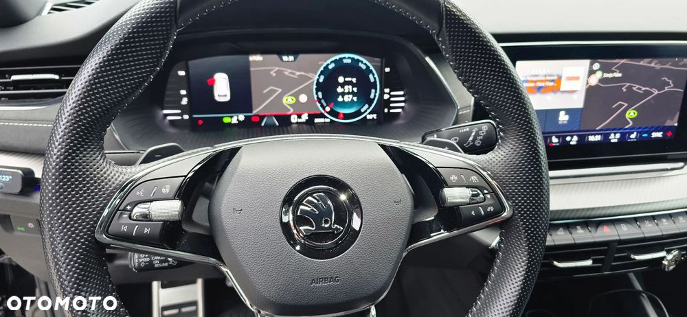 Skoda Octavia 2.0 TDI DSG 4x4 RS Plus - 21