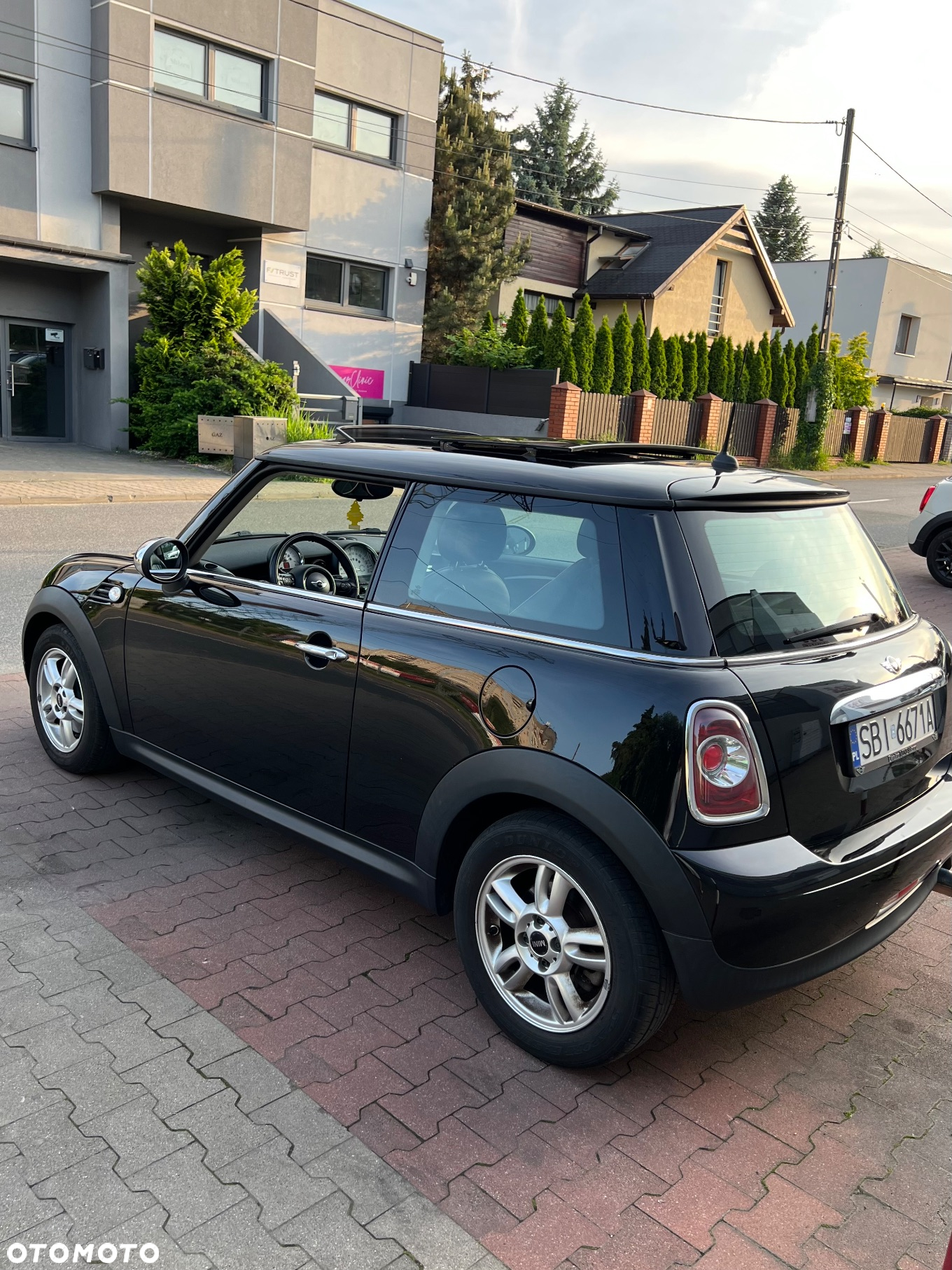 MINI ONE - 6