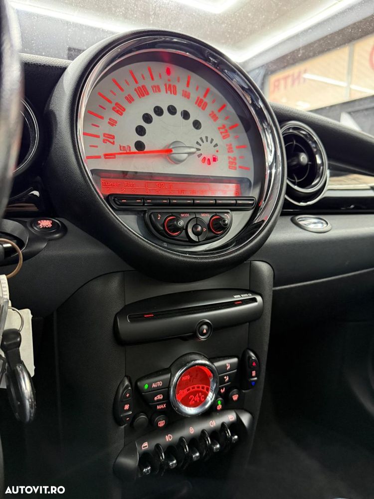 Mini Cooper S Standard - 7