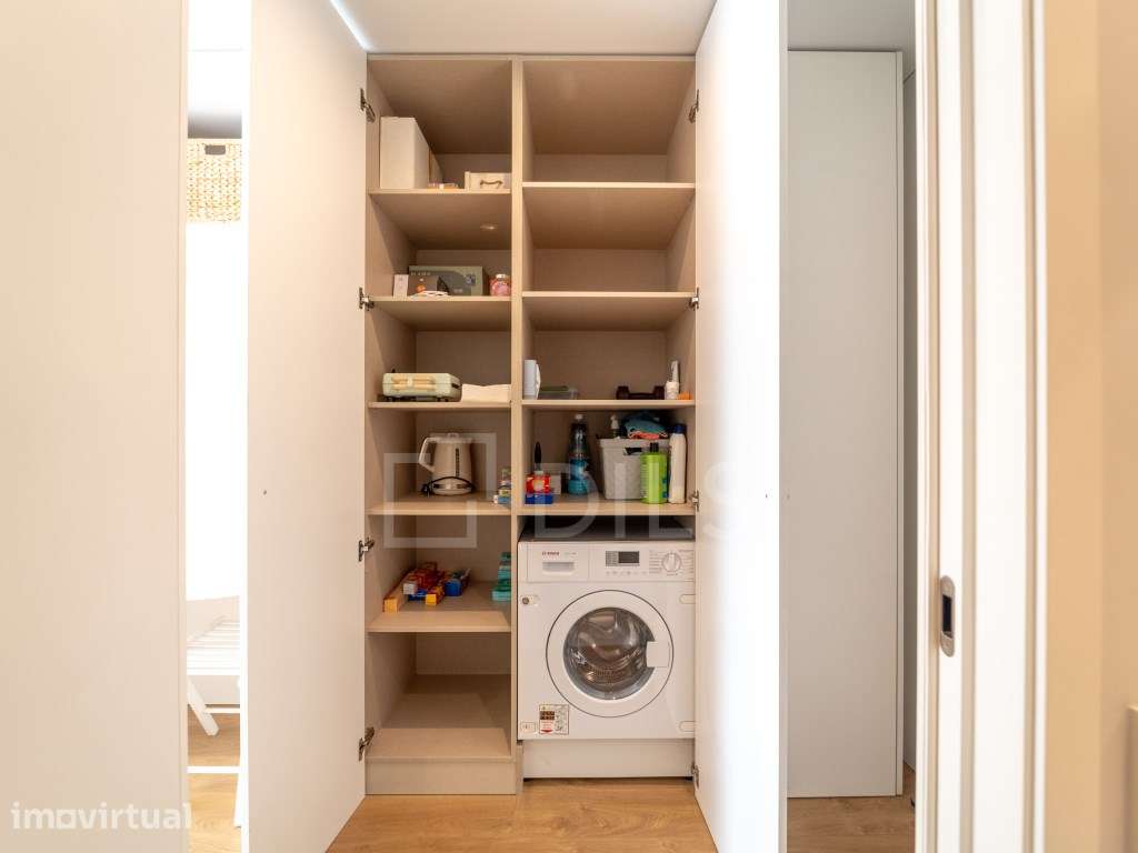 Apartamento T0 com varanda, garagem e arrumos em Matosinhos - Grande imagem: 4/37