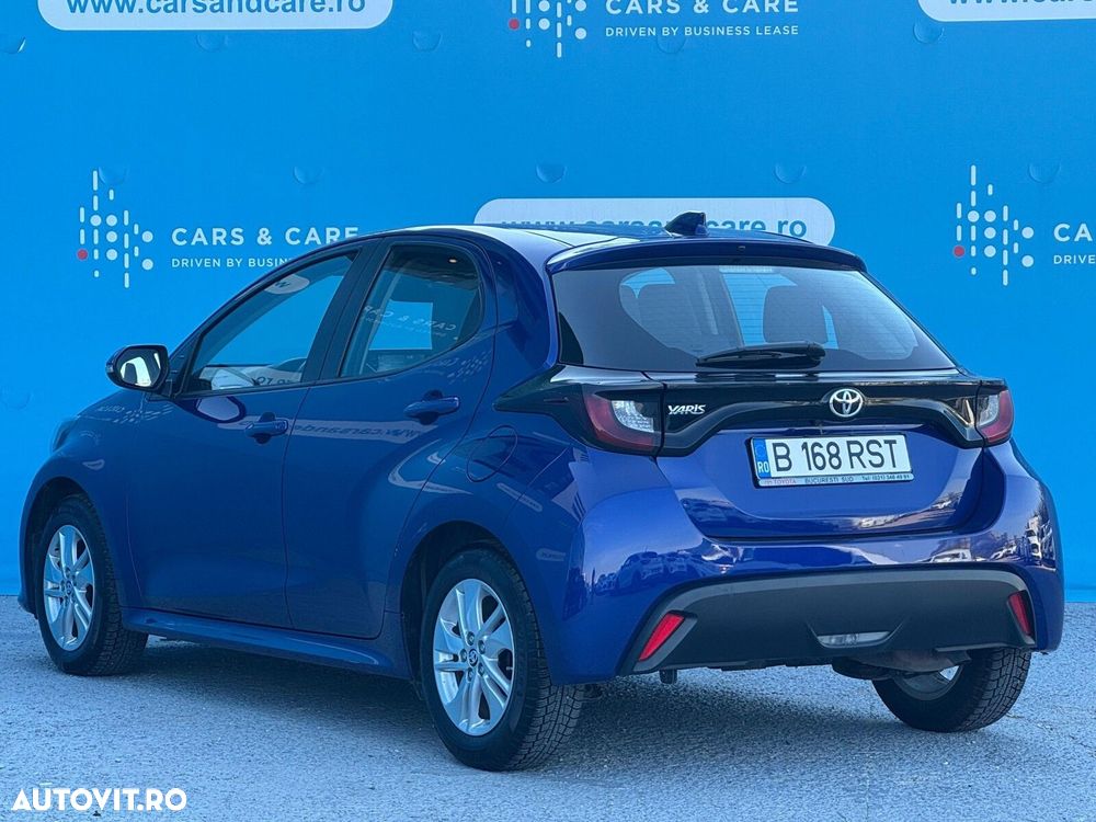 Toyota Yaris - 4