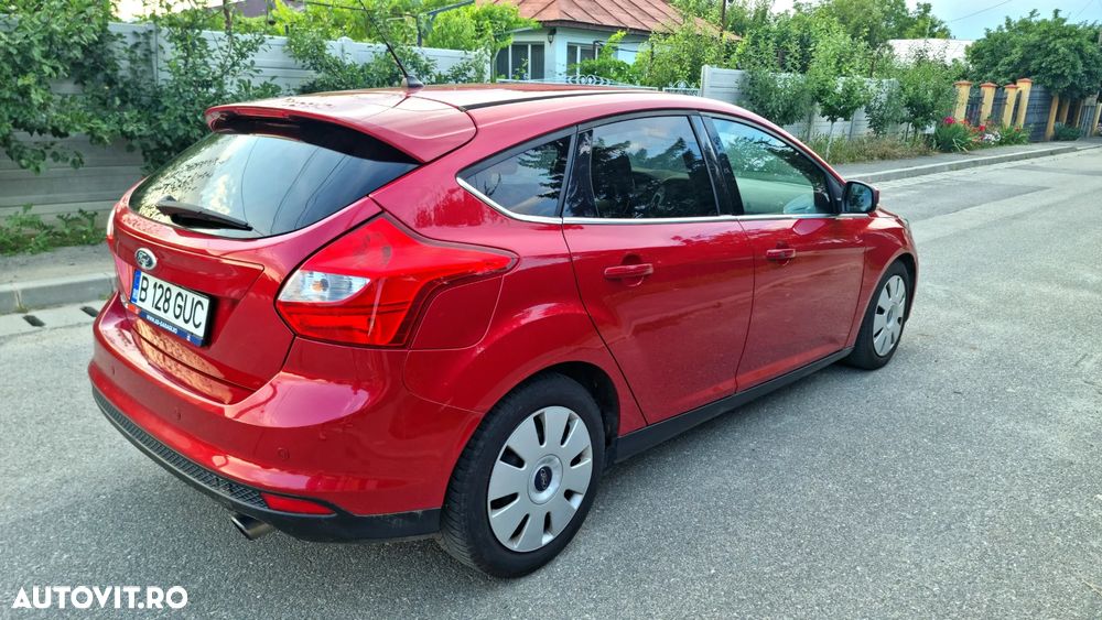 Ford Focus 1.6 EcoBoost Start-Stopp-System Titanium - 5