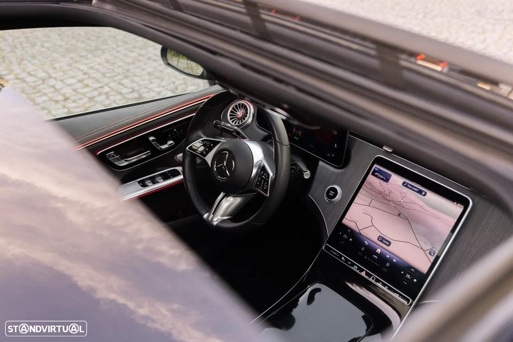 Mercedes-Benz EQE 300 Electric Art - 52