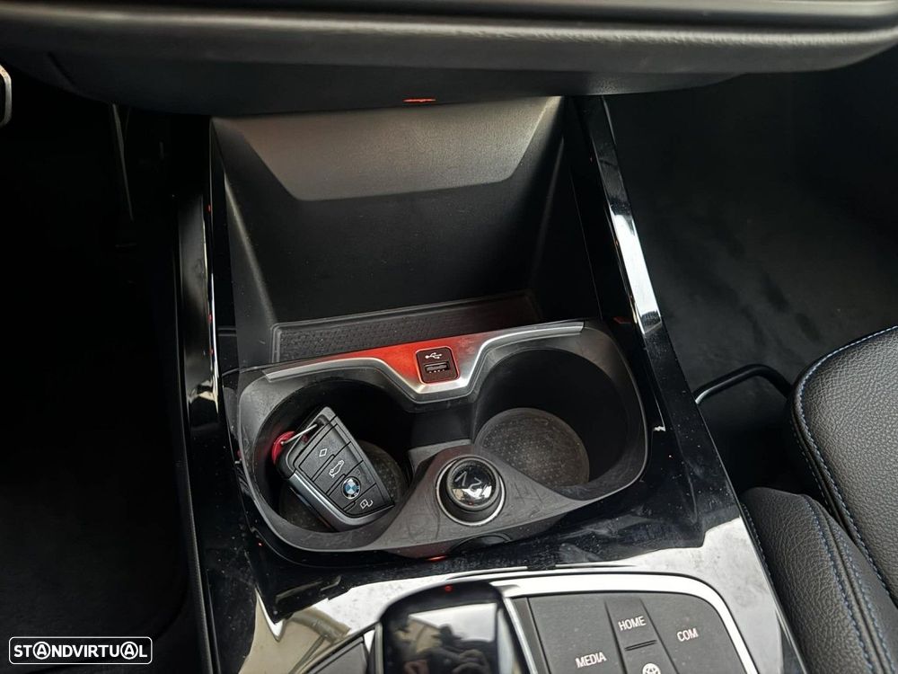 BMW 216 Gran Coupé d Pack Desportivo M - 18