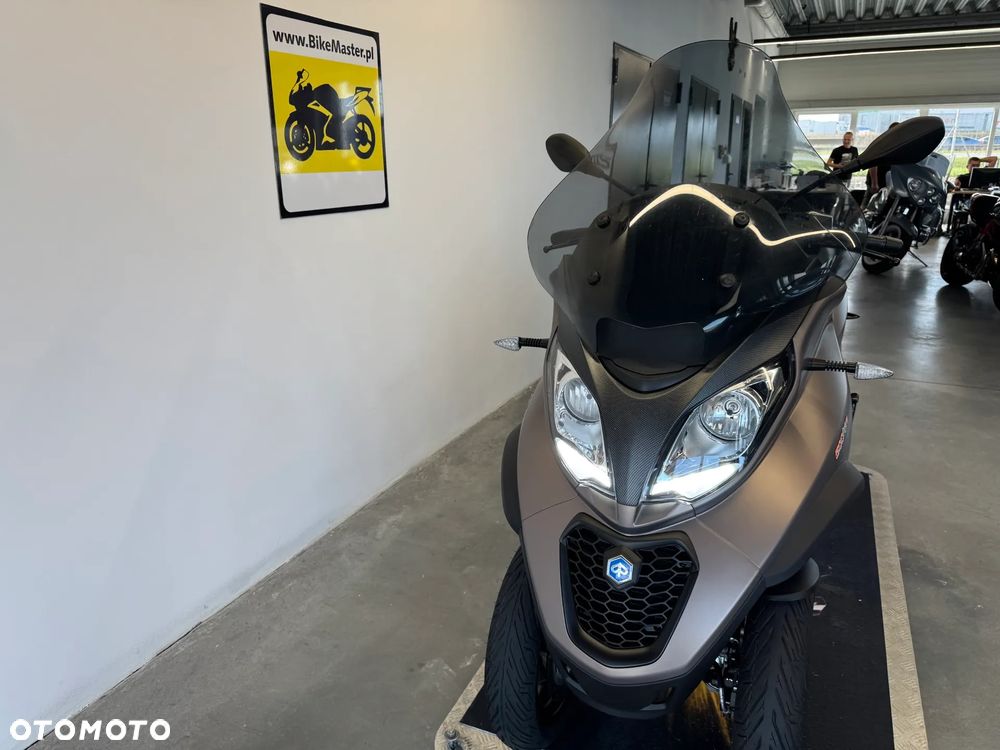 Piaggio MP-3 - 31