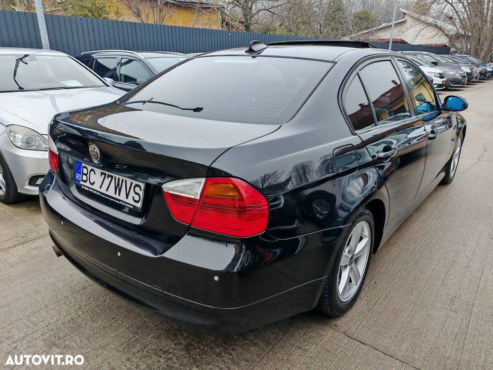 BMW Seria 3 320d DPF Aut. - 3