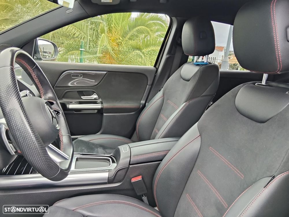 Mercedes-Benz GLA 180 d AMG Line - 11