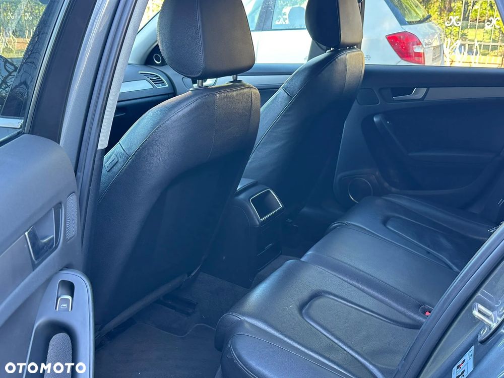 Audi A4 Avant 2.0 TDI DPF Ambition - 13