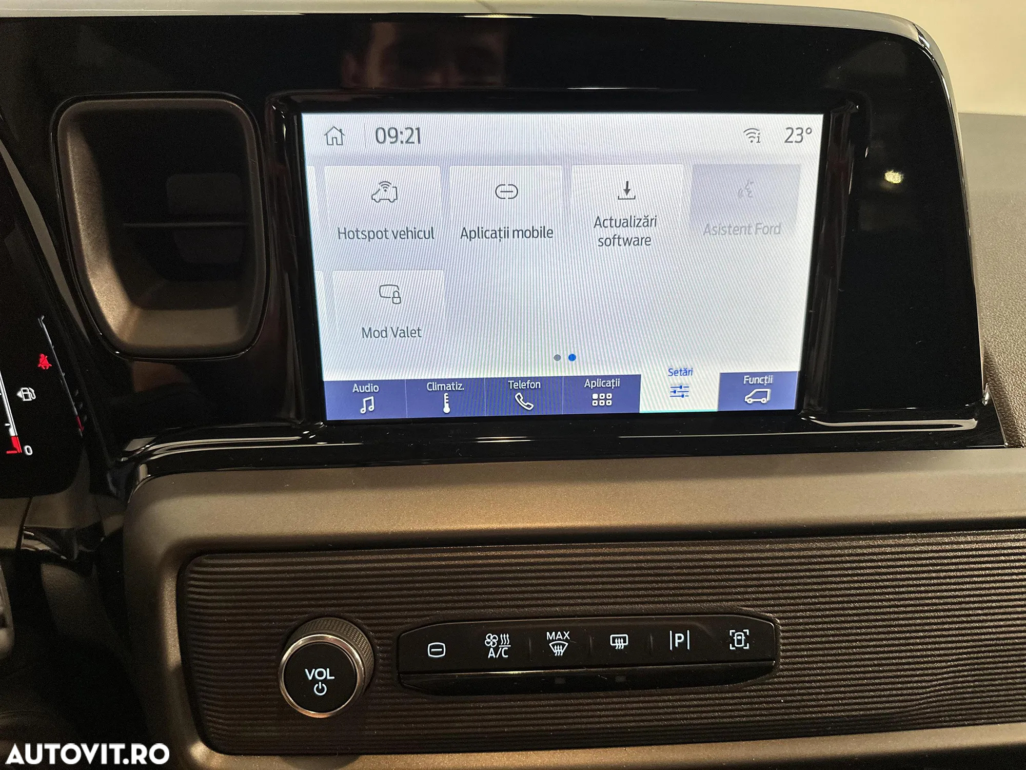 Ford Tourneo Courier - 20