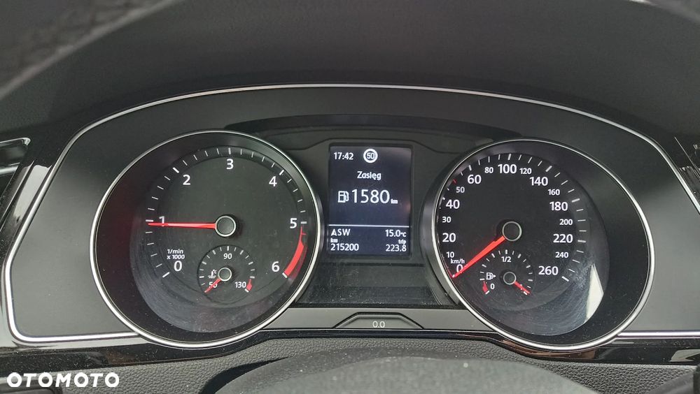 Volkswagen Passat 2.0 TDI EVO Business - 9
