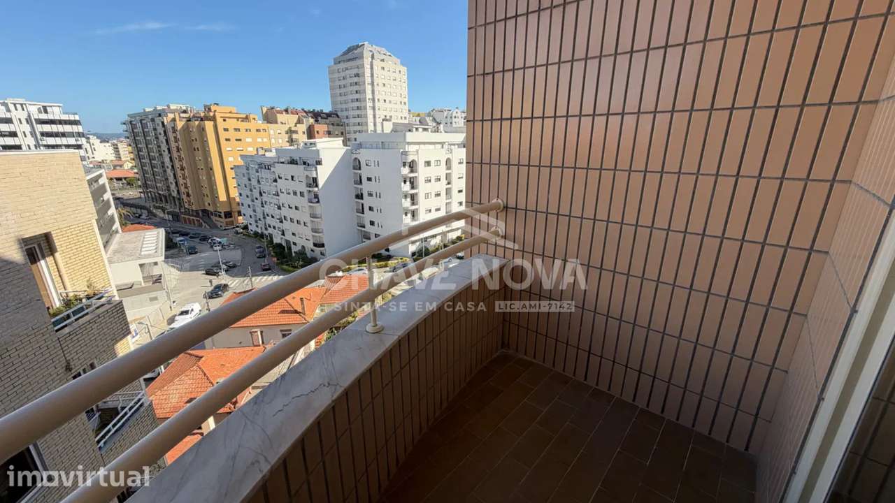 T2 em Gaia com Garagem Box | A 400 m do Metro - Grande imagem: 5/20