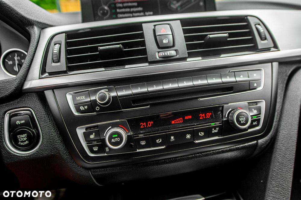 BMW Seria 3 - 30