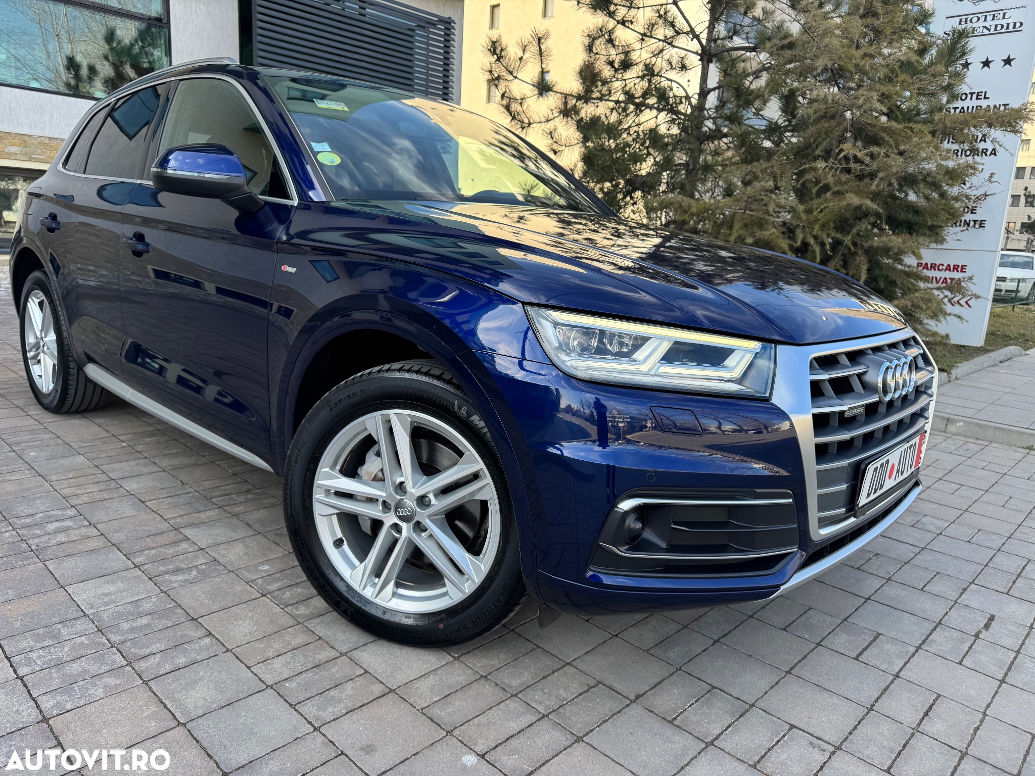 Audi Q5 40 TDI quattro S tronic - 36