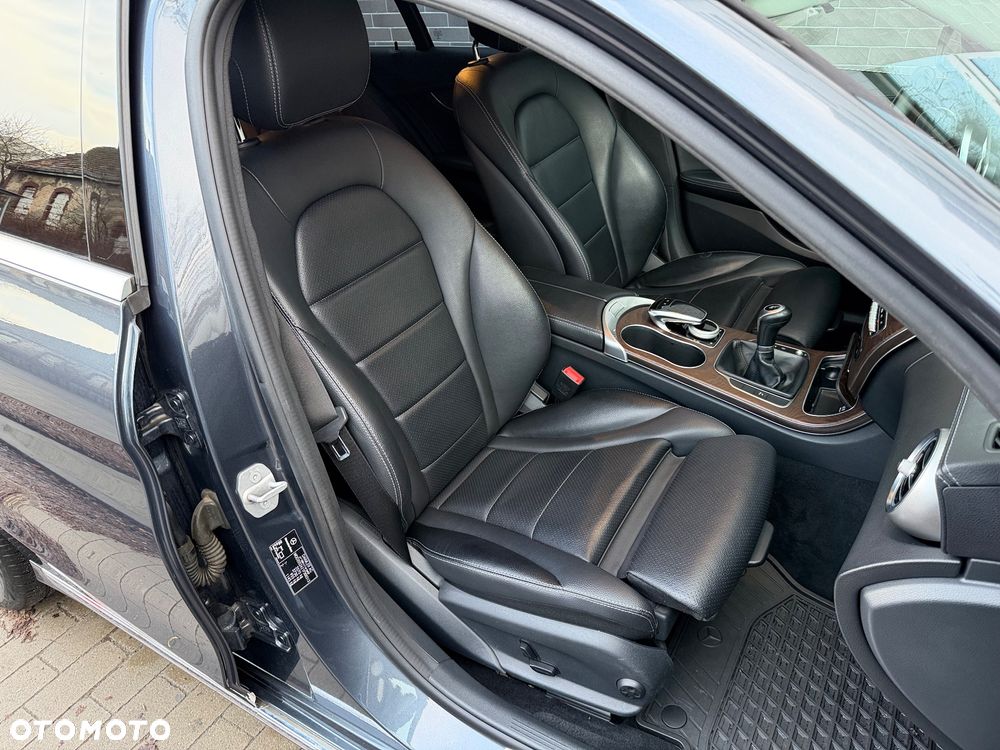 Mercedes-Benz Klasa C 200 Avantgarde - 34