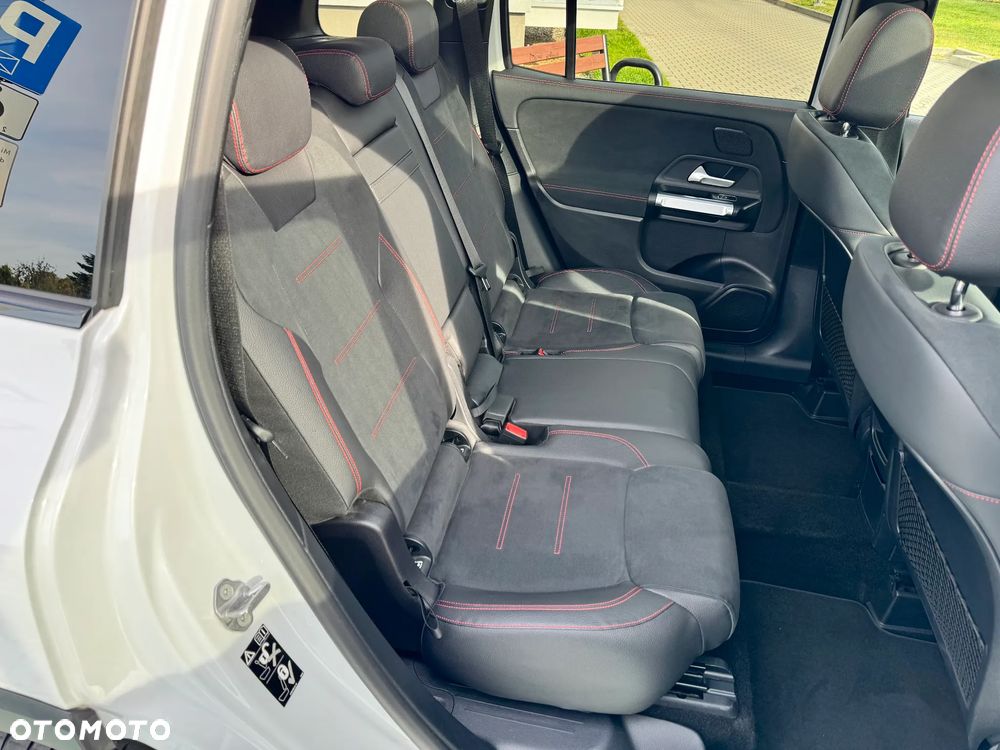 Mercedes-Benz GLB 200 AMG Line 7G-DCT - 16