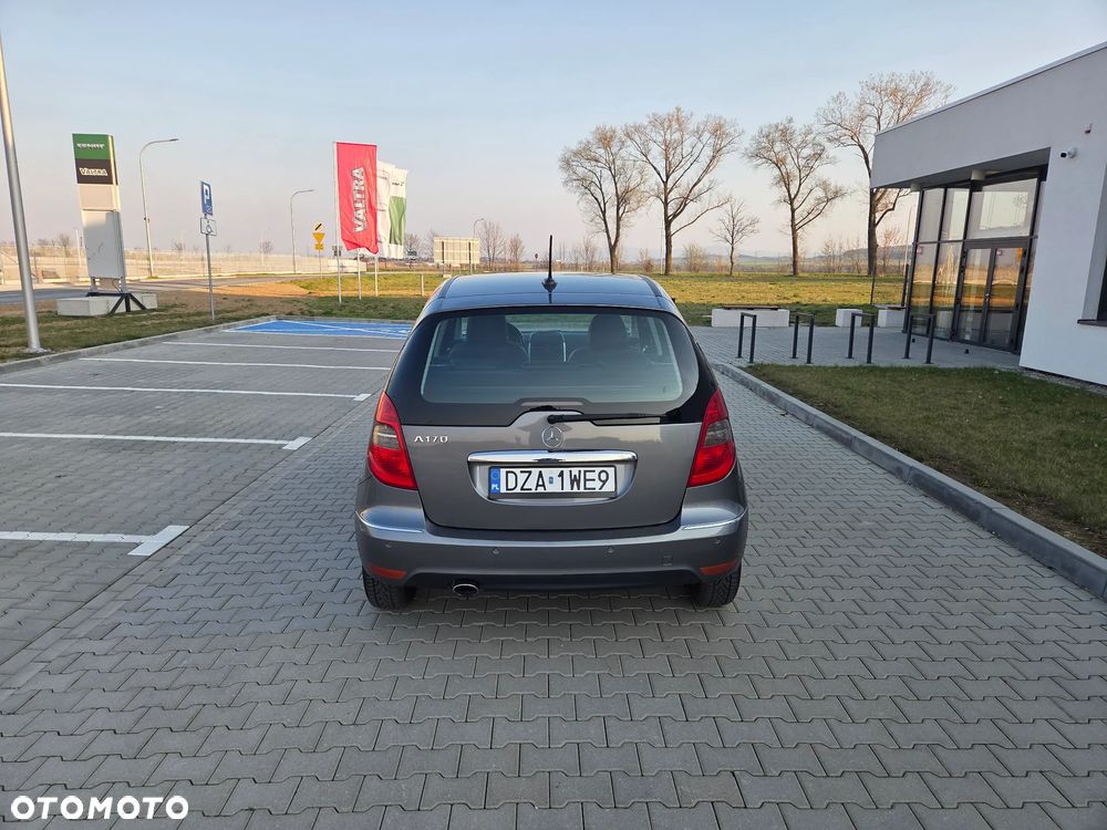 Mercedes-Benz Klasa A 170 BlueEFFICIENCY Avantgarde - 7