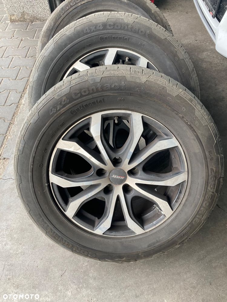 Jeep Grand Cherokee - 17