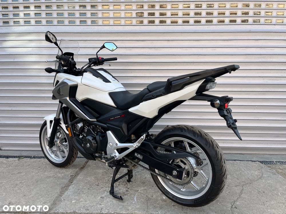 Honda NC - 10