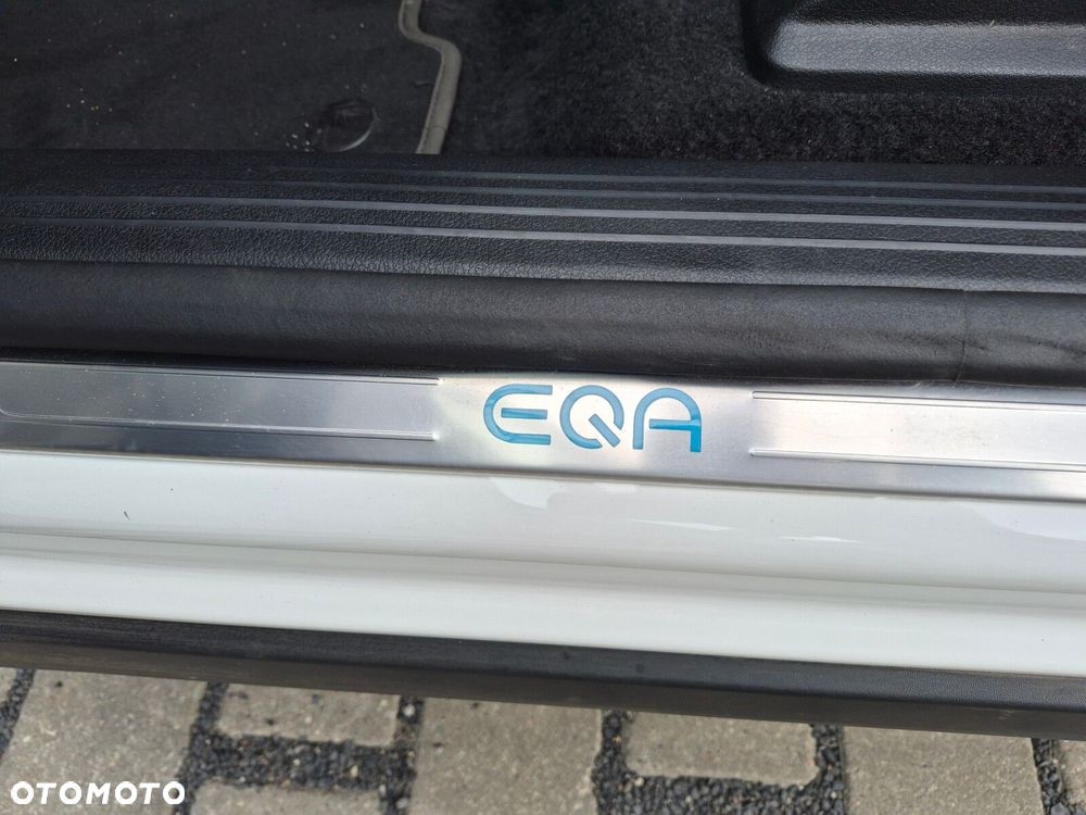 Mercedes-Benz EQA - 23