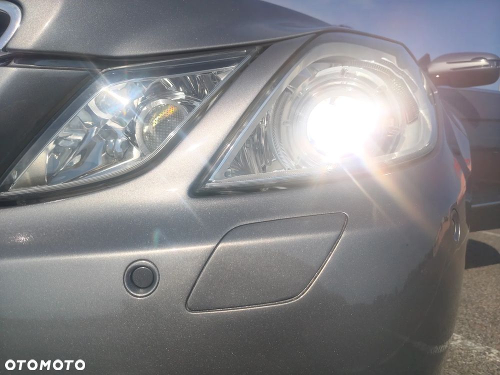 Mercedes-Benz Klasa E 350 CGI BlueEffICIENCY - 24