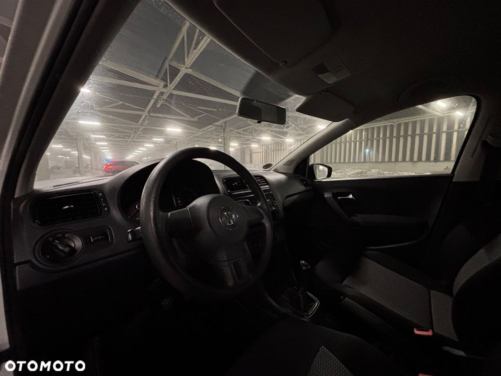 Volkswagen Polo - 16