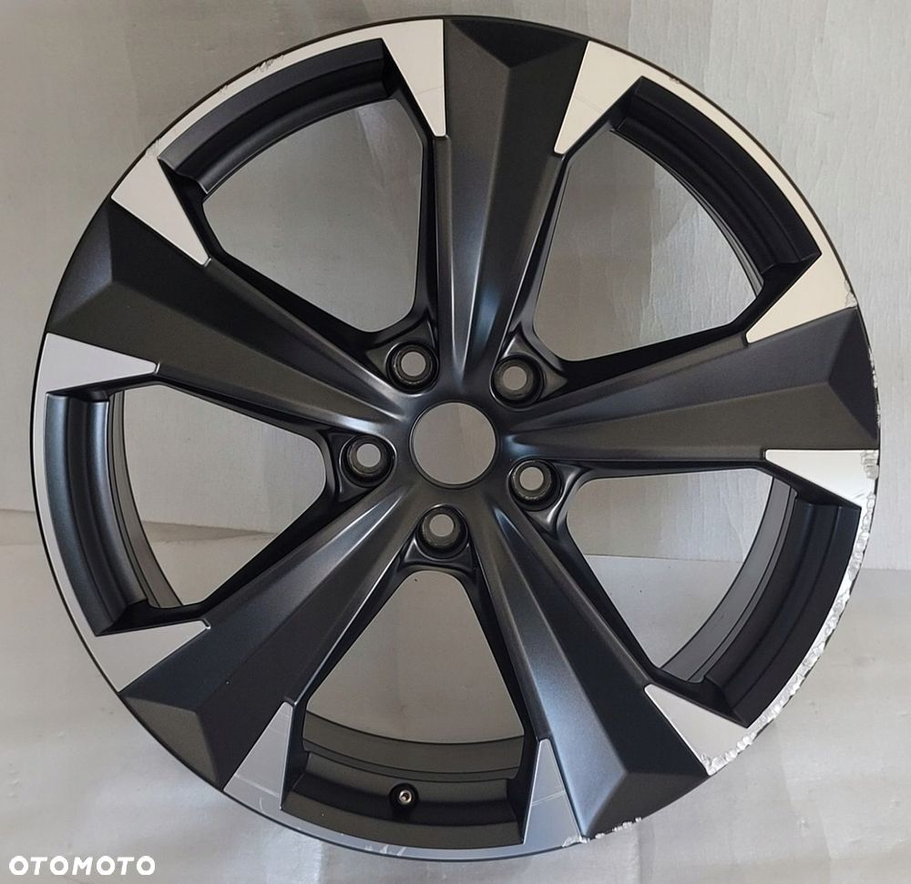 FELGA SEAT CUPRA ATECA 575 8x19 19 ET45 5x112 575601025AS/T - 2