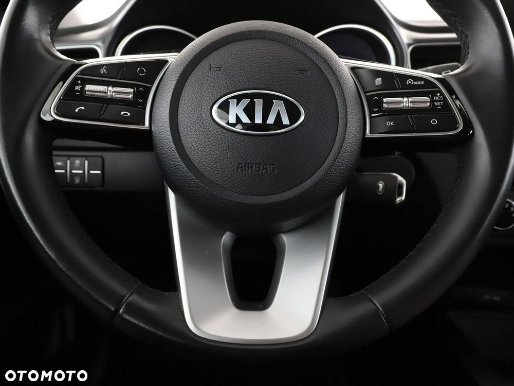 Kia XCeed 1.0 T-GDI M - 22