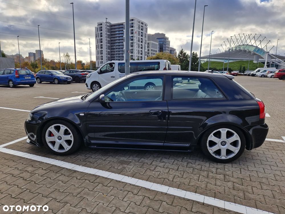 Audi S3 Standard - 19