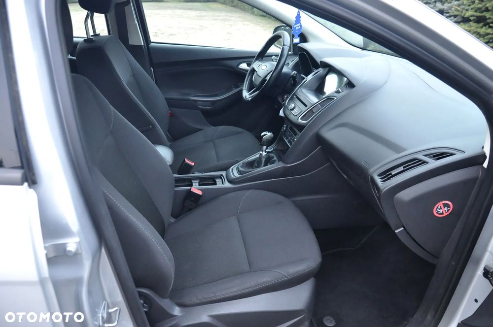 Ford Focus 1.5 TDCi DPF Start-Stopp-System Business - 25