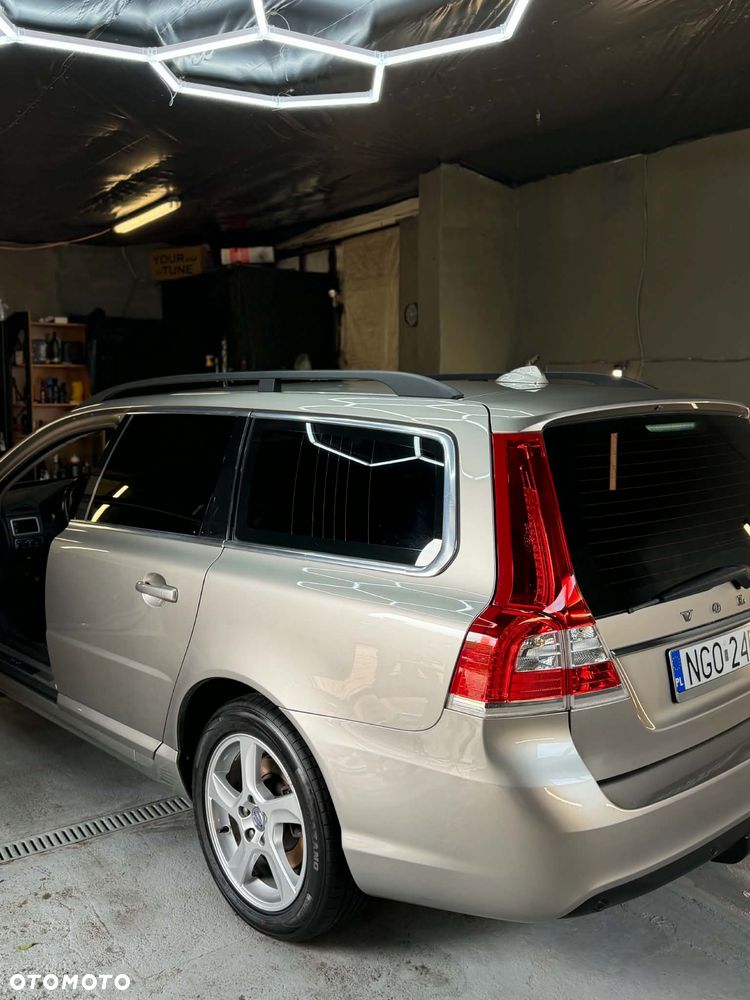 Volvo V70 D2 Linje Classic - 7