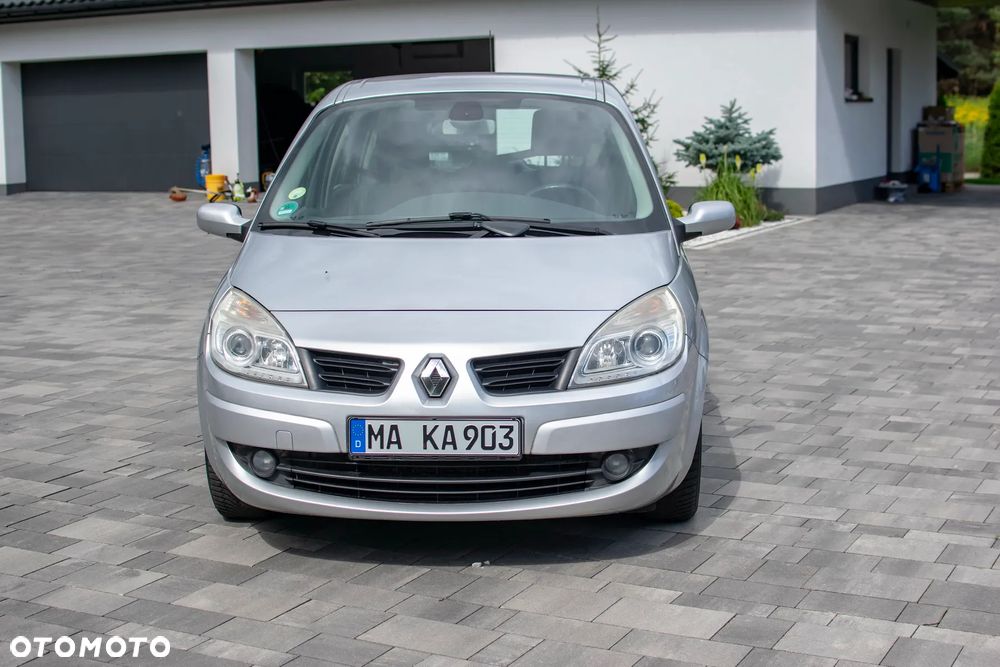 Renault Scenic - 30