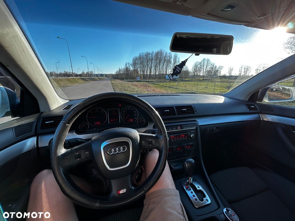 Audi A4 Avant 2.0 TDI Multitronic - 18