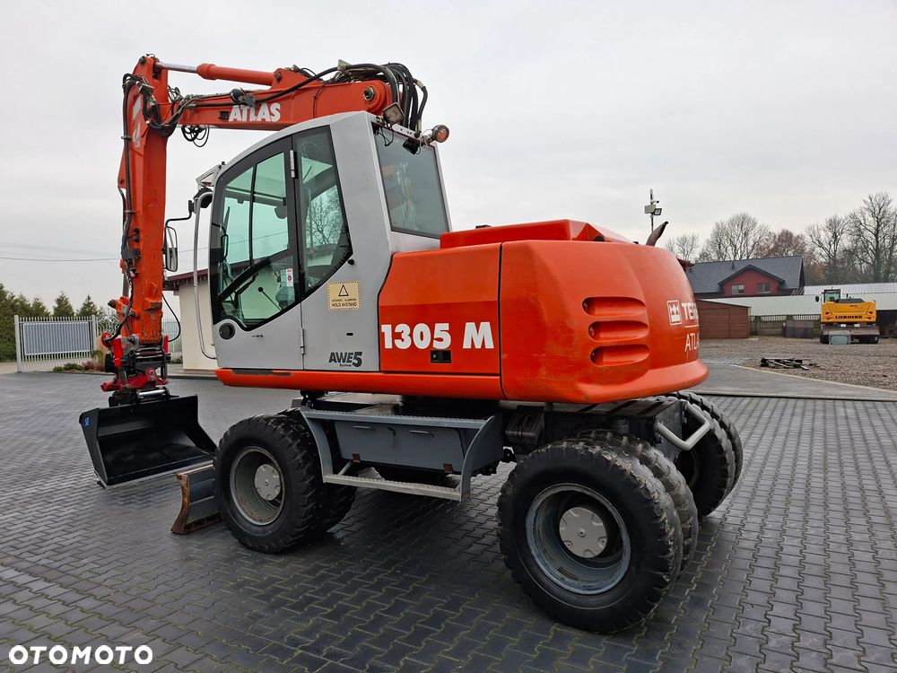 Atlas 1305 ROTOTILT - 3