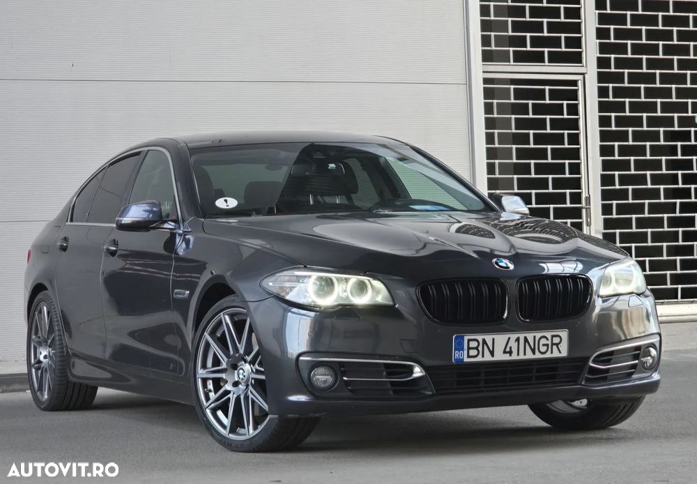 BMW Seria 5 535i xDrive Touring Aut. Luxury Line - 2