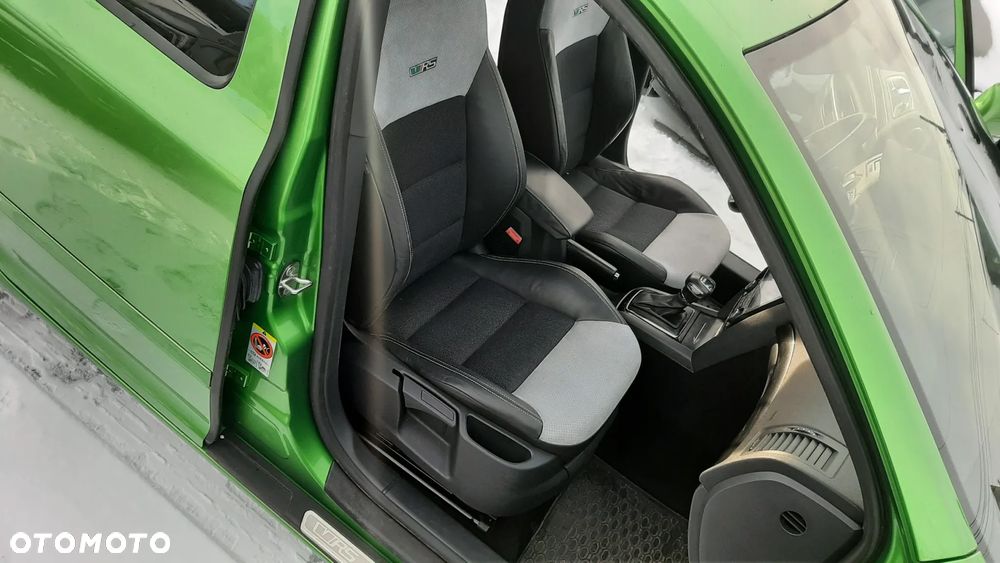 Skoda Octavia 2.0 TSI DSG RS - 24