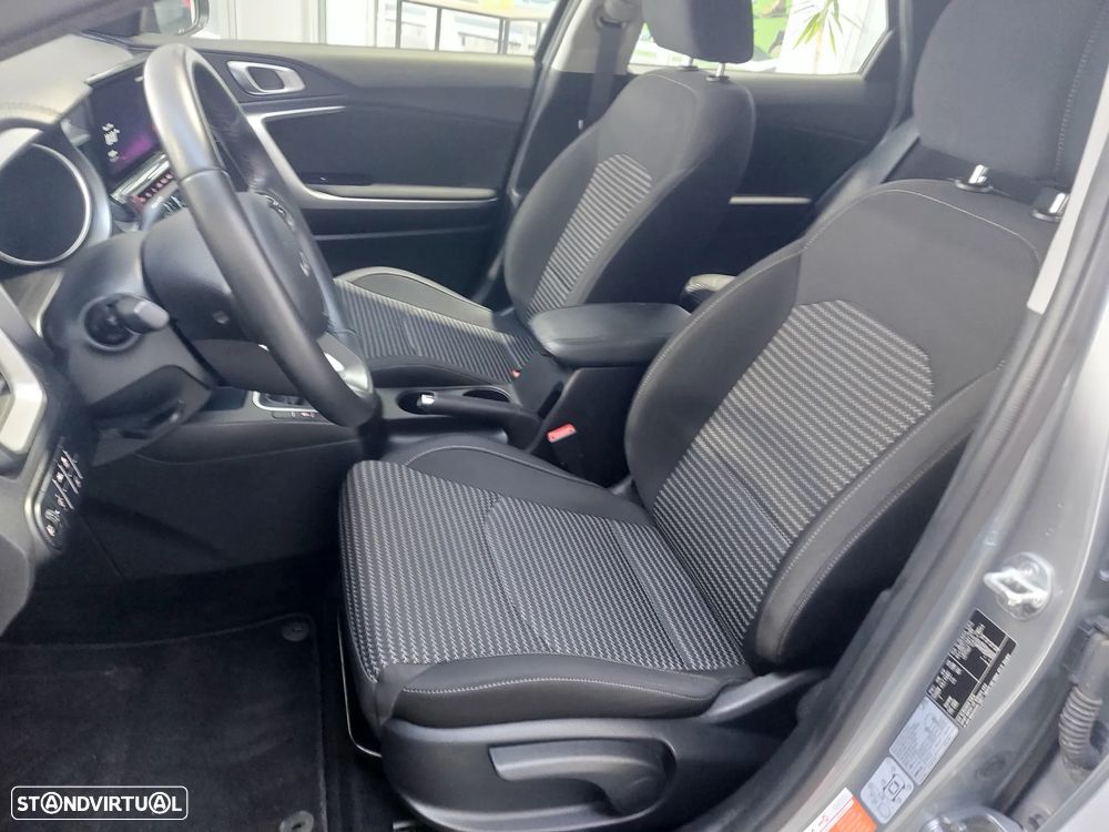 Kia XCeed 1.0 T-GDI Dynamic - 9