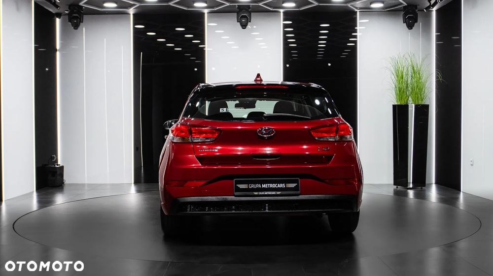Hyundai i30 1.5 DPI Classic + - 6