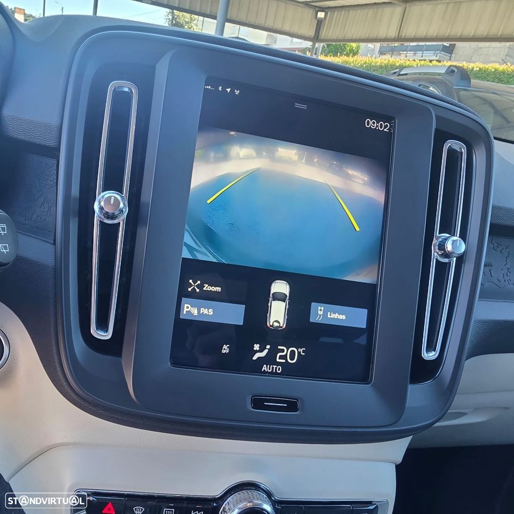 Volvo XC 40 1.5 T3 Momentum - 23
